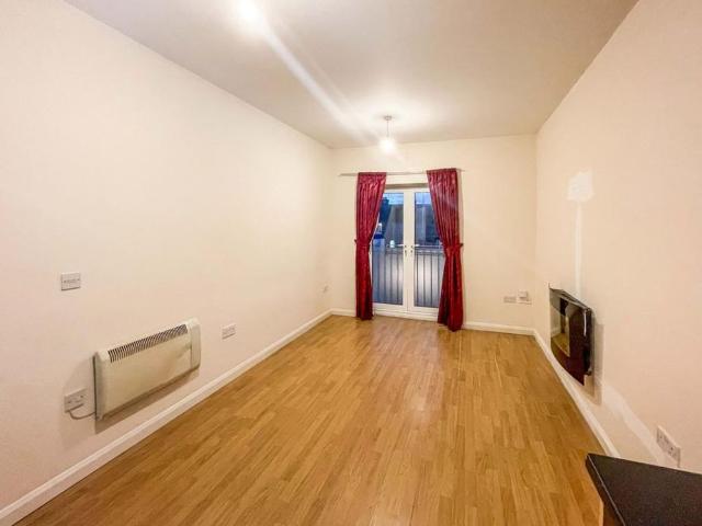 Apartment for rent in Henley-on-Thames, Berrick Salome