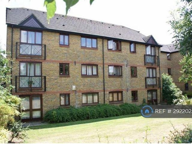 Flat for rent in London Borough of Lewisham, Lower Sydenham