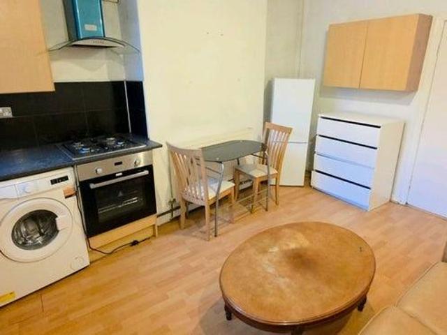 Flat for rent in Georgia, Greater Manchester