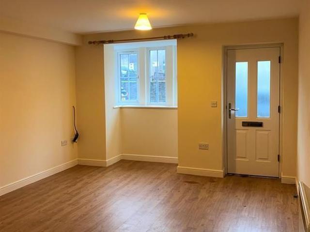 Apartment for rent in Elland, West Yorkshire