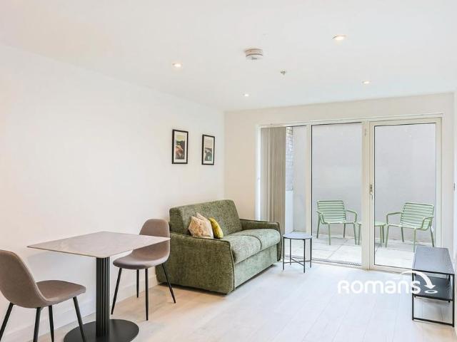 Apartment for rent in Reading