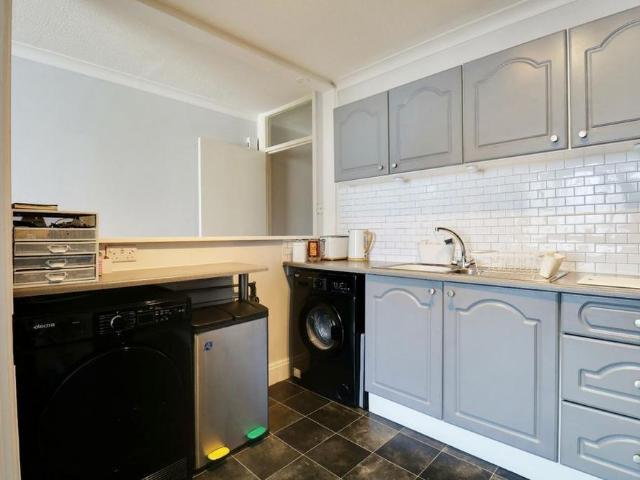 Apartment for rent in Midway, Kent