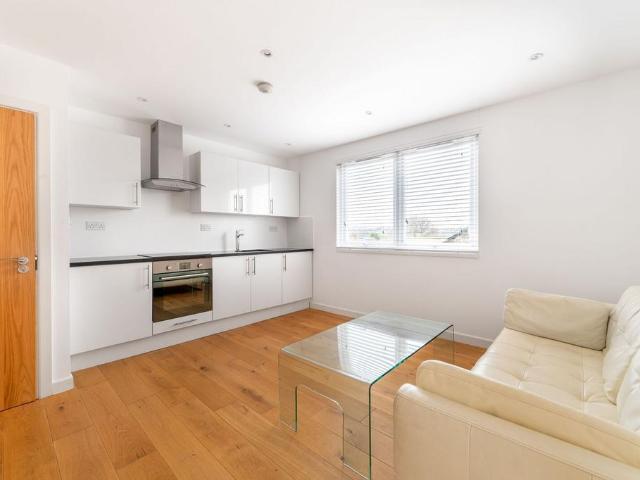 Flat for rent in Dollis Hill, Greater London