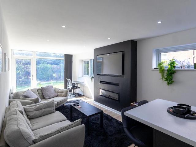 Flat for rent in Cheshire