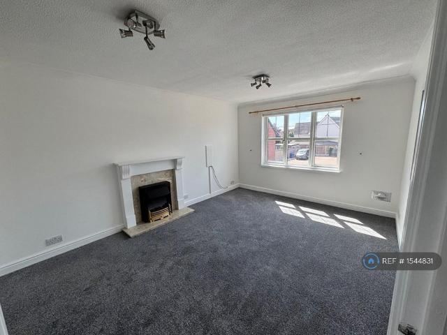 Flat for rent in Grays, Essex