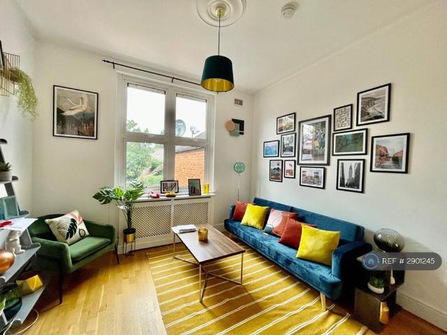 Flat for rent in Cricklewood, Isle Of Man