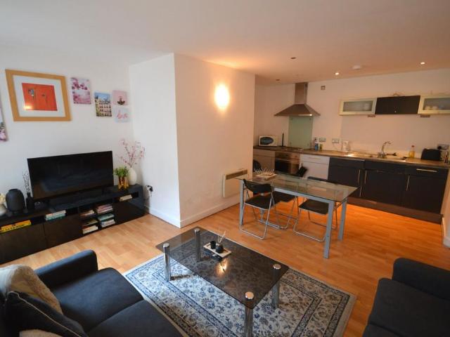 Flat for rent in Devonshire, South Yorkshire