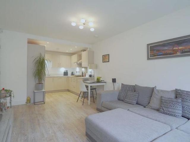Apartment for rent in Barleybank, Kirkintilloch
