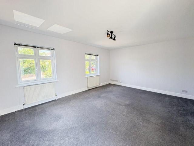 Apartment for rent in London Borough of Croydon, Greater London
