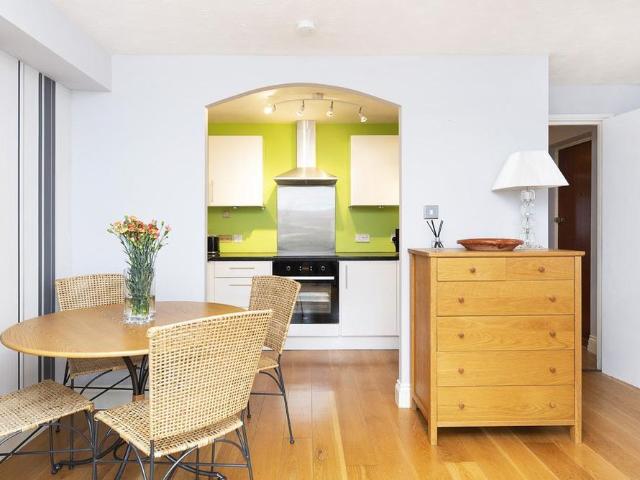 Apartment for rent in London Borough of Merton, Greater London