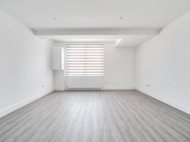 Apartment for rent in Kilburn, Greater London