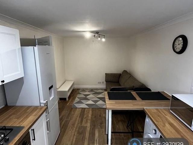 Apartment for rent in Hillside, Scotland