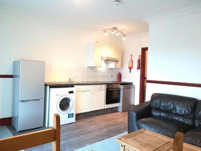 Apartment for rent in Nangreaves, Wales
