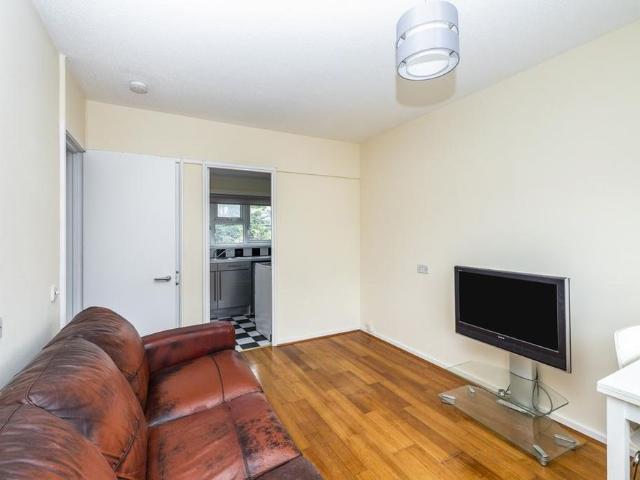 Apartment for rent in Old Kent Road, Greater London