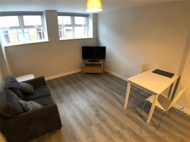 Apartment for rent in Richmond Hill, West Yorkshire