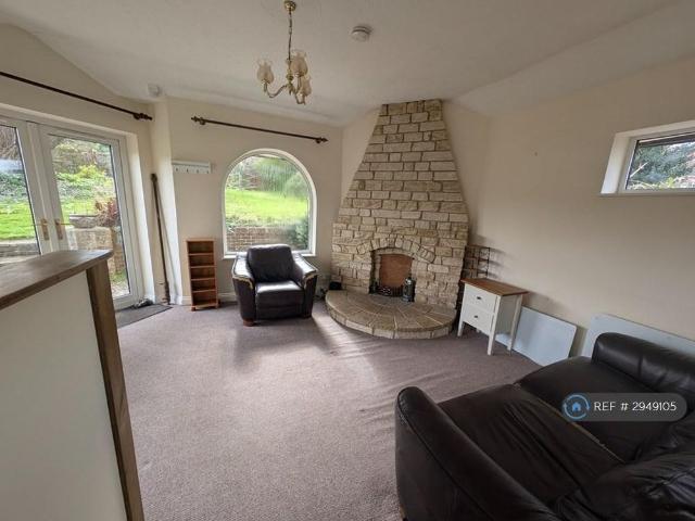 Apartment for rent in Dursley, School House