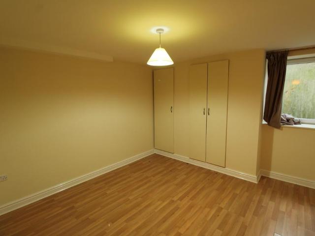 Flat for rent in Nooklands, Higher Bartle
