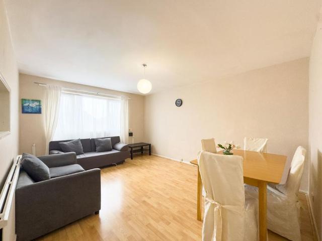 Apartment for rent in Kingsbury, Greater London