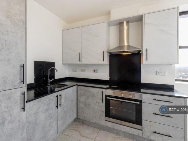 Apartment for rent in Rodbourne, Swindon