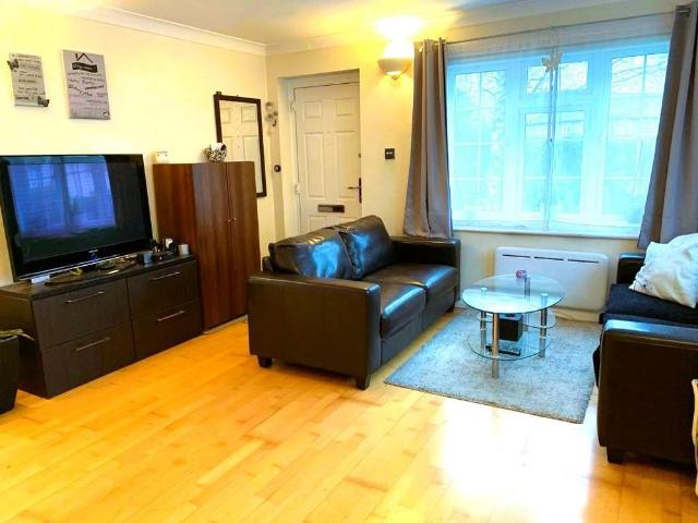 Apartment for rent in Slough