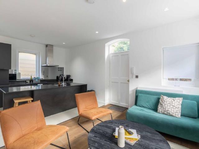 Apartment for rent in Kensal Town, Greater London