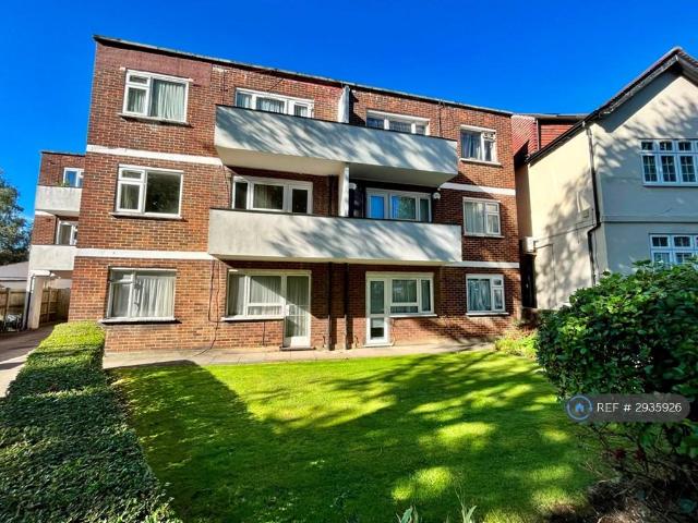 Flat for rent in Temple Fortune, Greater London