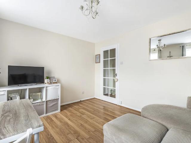 Apartment for rent in Waltham Abbey, Epping Forest