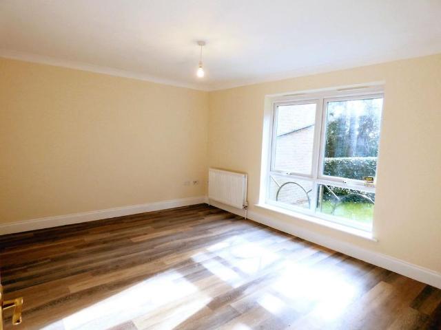 Apartment for rent in Cross In Hand, East Sussex