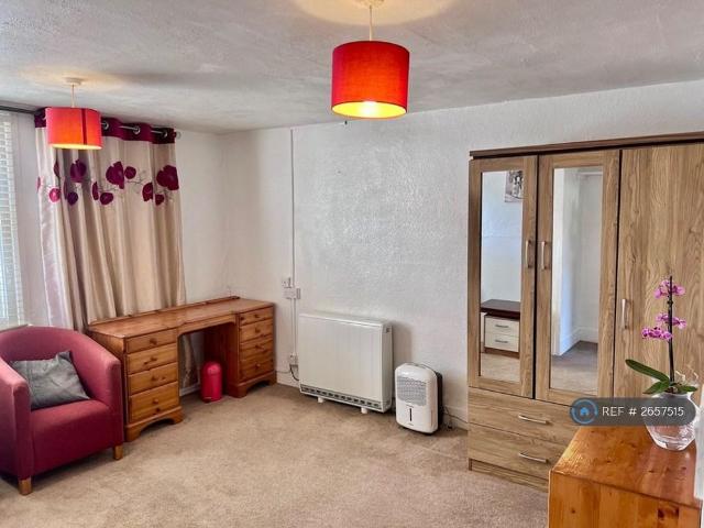 Apartment for rent in Clarendon Park, Blackhills