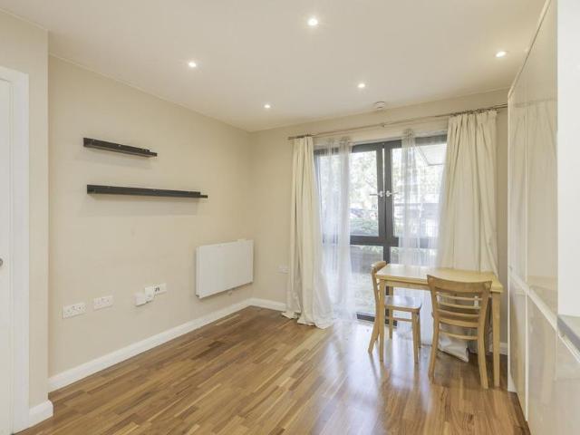 Apartment for rent in Swanley, The Butts