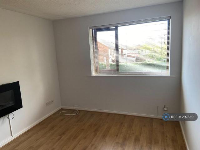 Flat for rent in New Werrington, Peterborough