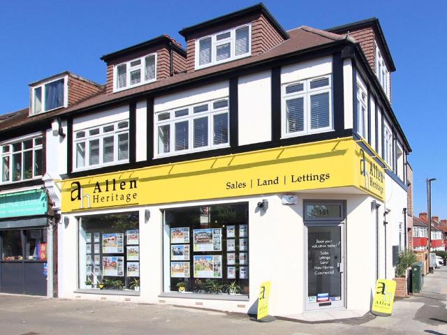 Flat for rent in London Borough of Croydon, Shirley