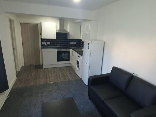 Flat for rent in Falcon Lodge, Wales