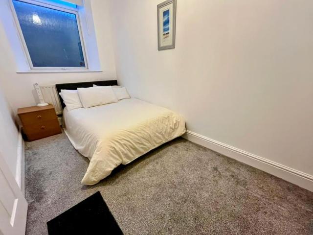 Apartment for rent in Eightlands, Dewsbury
