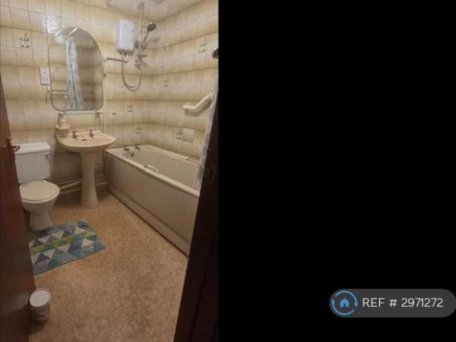 Flat for rent in Mount Pleasant, Nangreaves