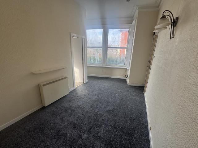 Flat for rent in Queenstown, Blackpool