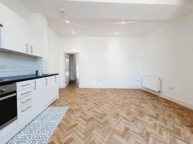 Apartment for rent in Tipner, City Of Portsmouth