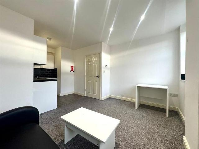 Apartment for rent in Joiner's Square, Hanley
