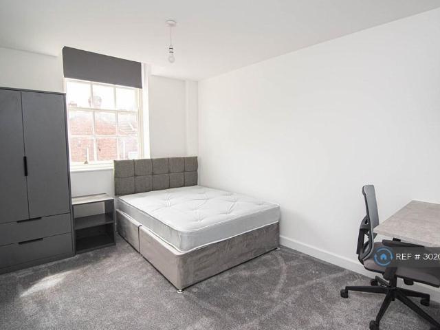 Flat for rent in Hyde Park, South Yorkshire