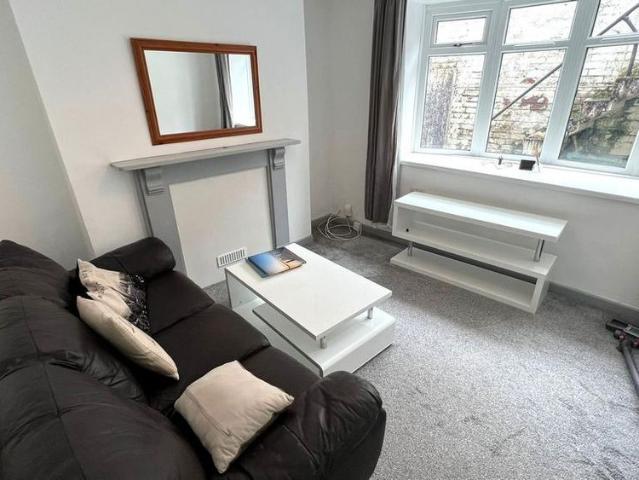 Apartment for rent in Brynmill, Swansea