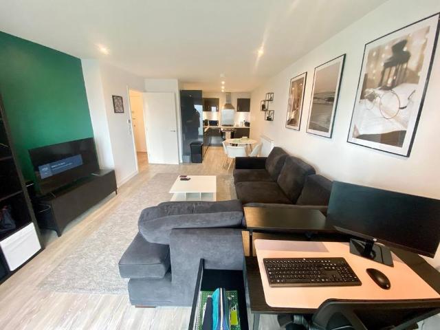 Apartment for rent in Gorse Hill, Trafford Park