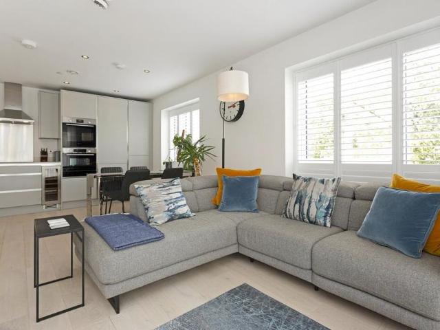 Apartment for rent in Golden Valley, Gloucestershire