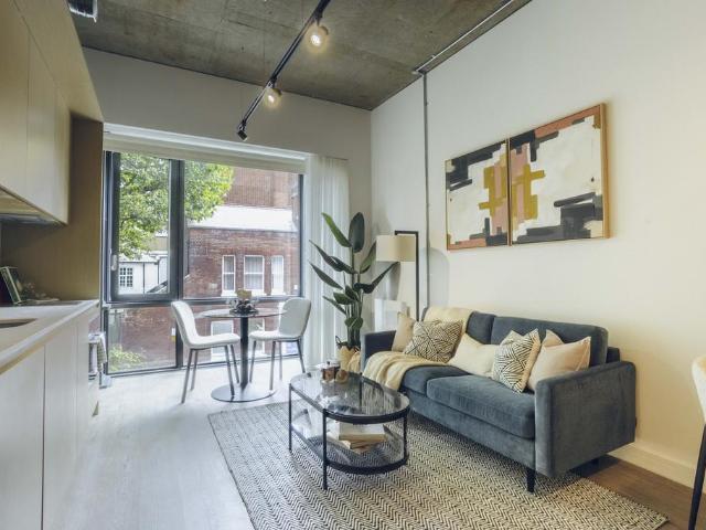 Flat for rent in Hammersmith, Greater London