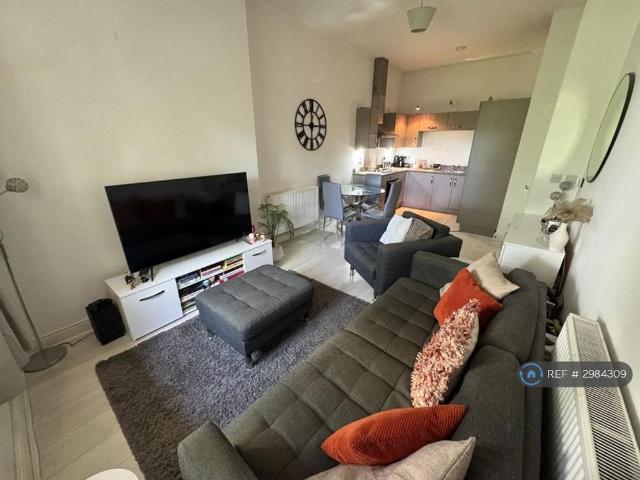 Apartment for rent in Hart, Hampshire