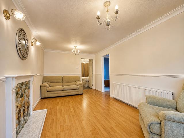 Apartment for rent in Robin Hood, West Yorkshire