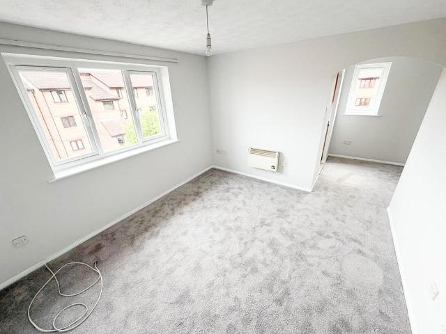 Apartment for rent in Stroud Green, Barling