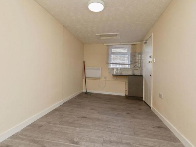 Apartment for rent in Easton, Feckenham