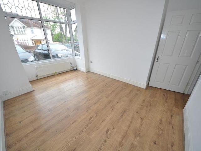 Apartment for rent in London Borough of Havering, Greater London