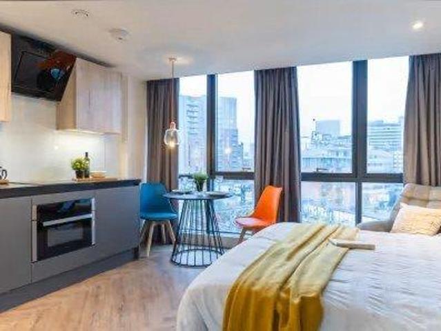 Flat for rent in City Centre, Salford