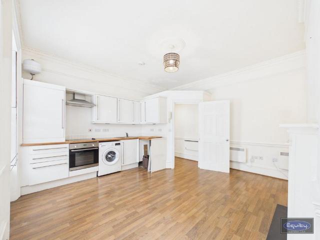 Flat for rent in Troy Town, Rochester